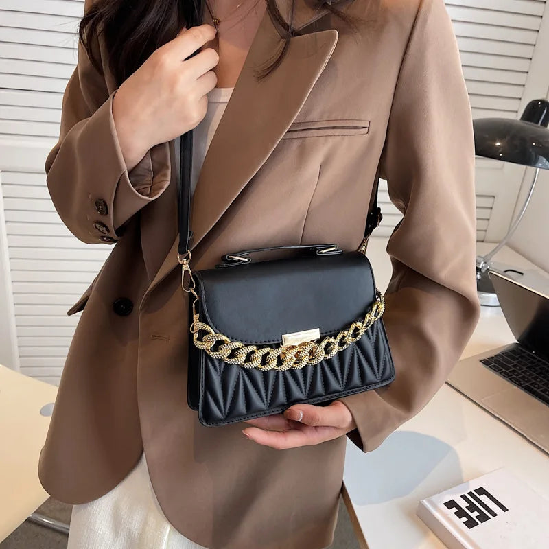 Elegant Chain Crossbody Bag